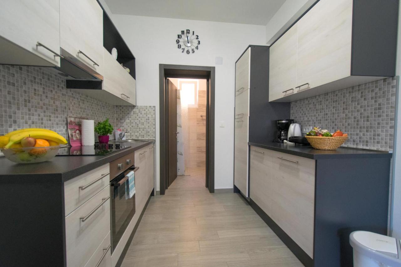 Apartments Mladenka マリンスカ エクステリア 写真