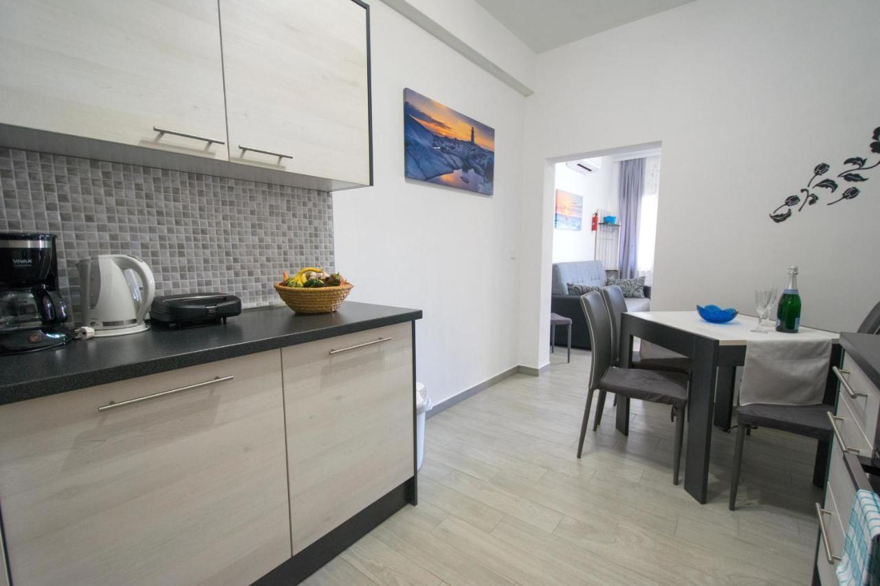Apartments Mladenka マリンスカ エクステリア 写真